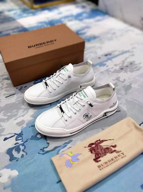 Picture of Burberry Shoes _SKUBurberrysz38-44ngh02421969